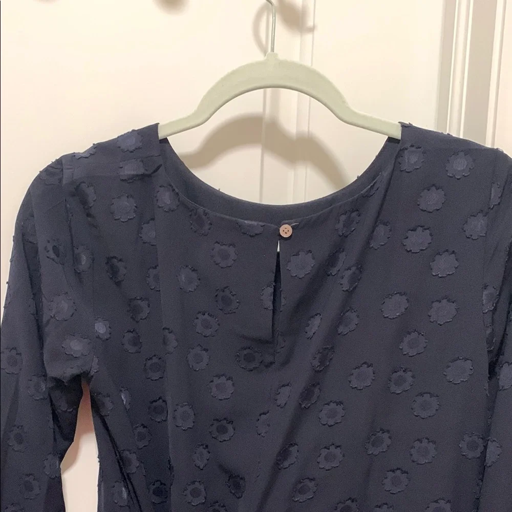 Elegant Navy Blue Women's Top - Picture 9 of 9
